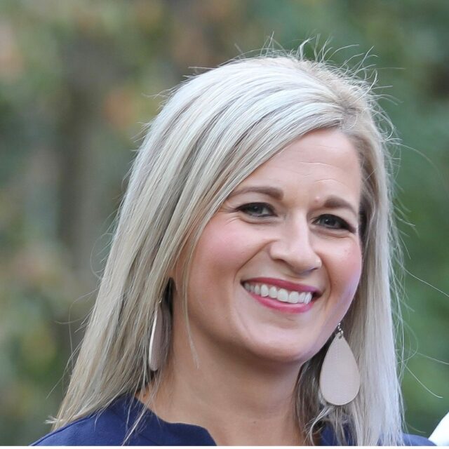 Picture of Kari Robinson